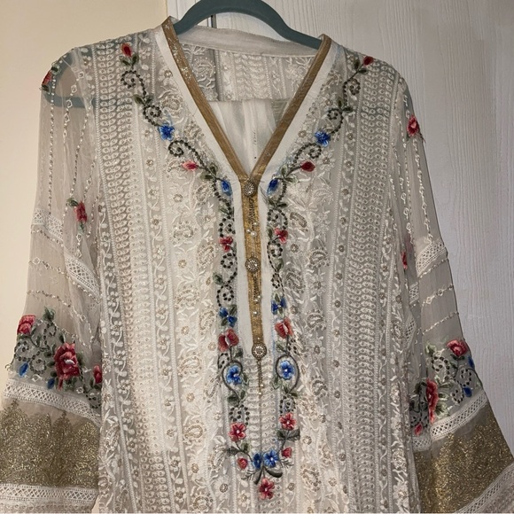 Pakistani Ruzal white/multicolor Slip Dress Fancy Formal party / Wedding Suit - Picture 3 of 17